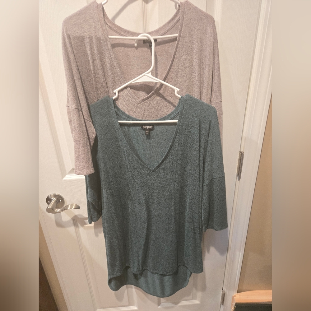 2 3/4 Sleeve Expess Shirts. Euc Size Large